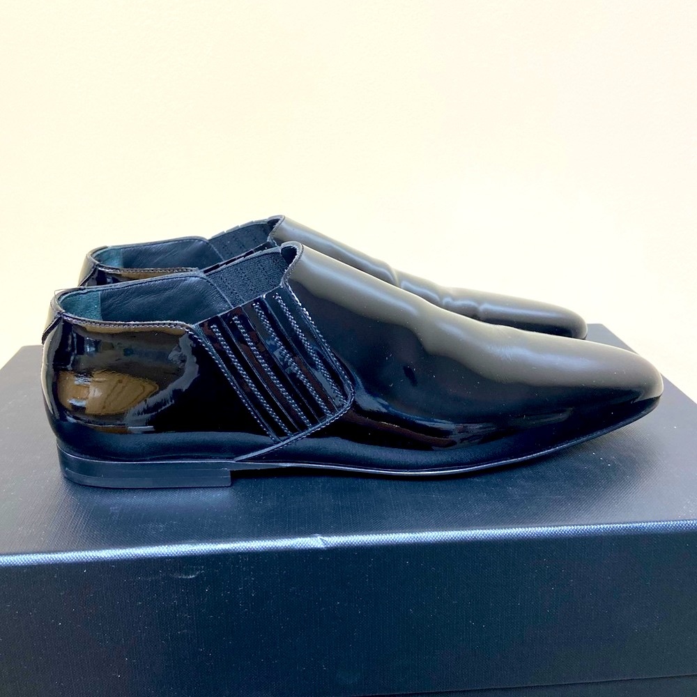 SAINT LAURENT CONNOR PATENT LEATHER CHELSEA LOAFERS - Picture 6 of 12
